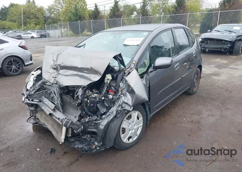 2013 Honda Fit z USA, uszkodzony, nr VIN JHMGE8H34DC038895